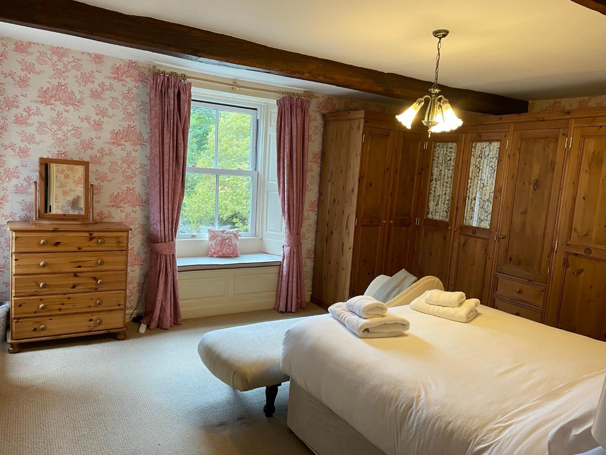 فندق آشفيلد هاوس غراسينغتون الغرفة الصورة The bedroom at The Old Vicarage