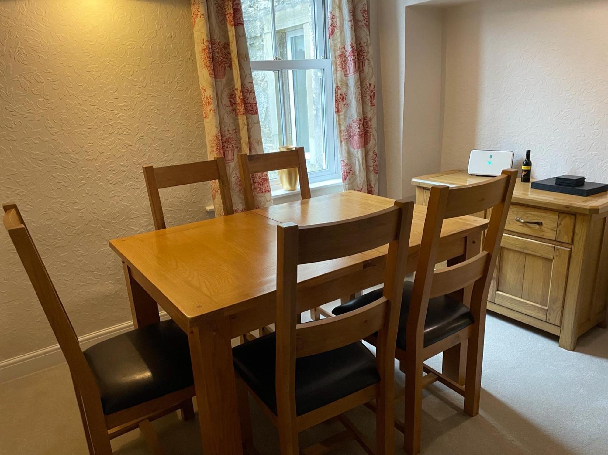 فندق آشفيلد هاوس غراسينغتون الغرفة الصورة Dining room at the Old Post Office